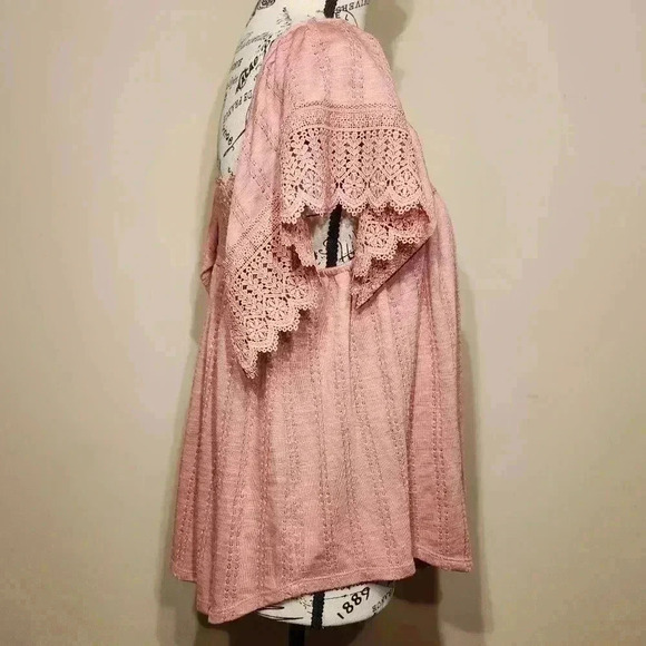 Maurices blouse, size Medium - Picture 3 of 7